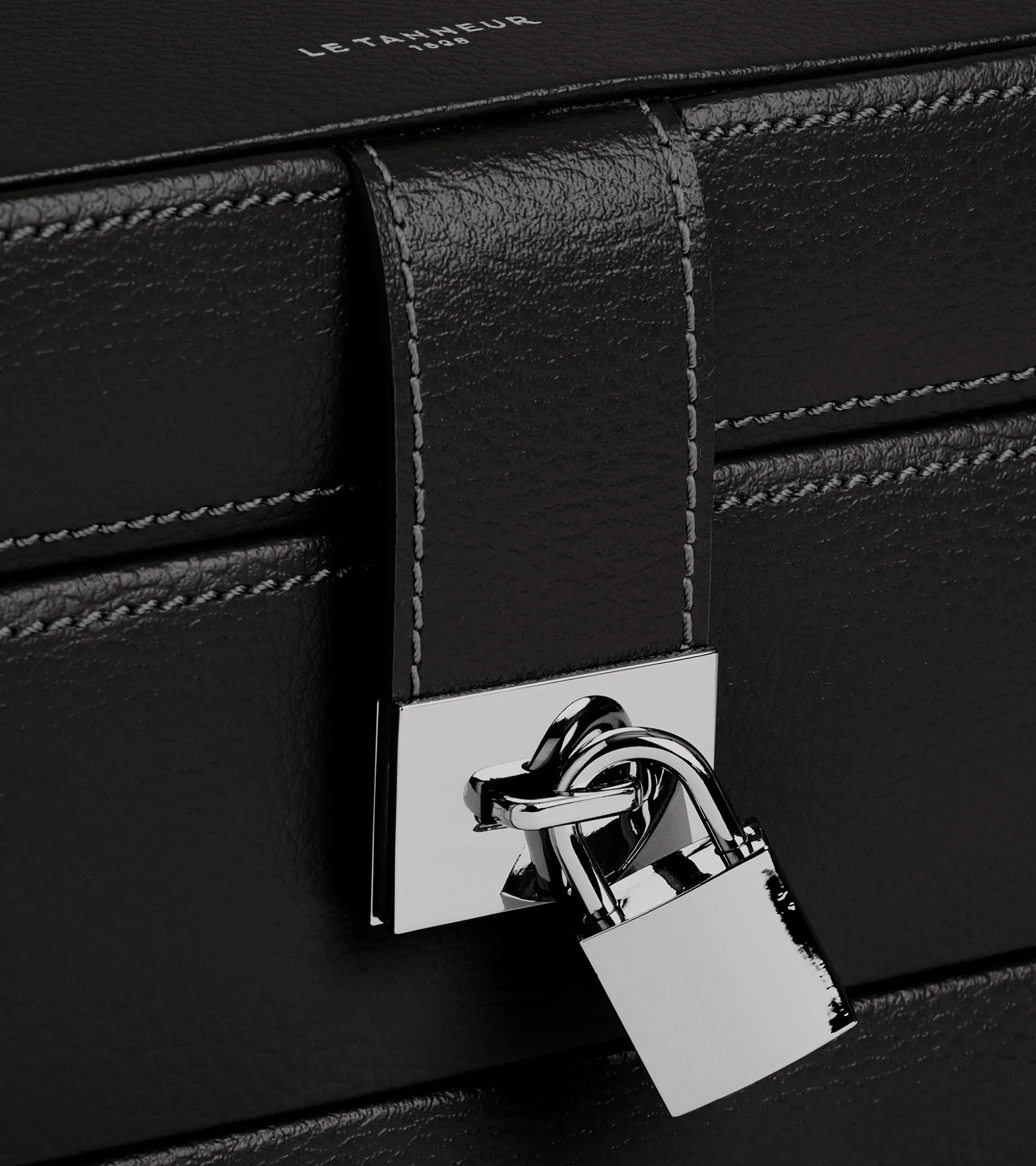 Boite à bijoux moyen modèle ouverture automatique en cuir - NOIR 1