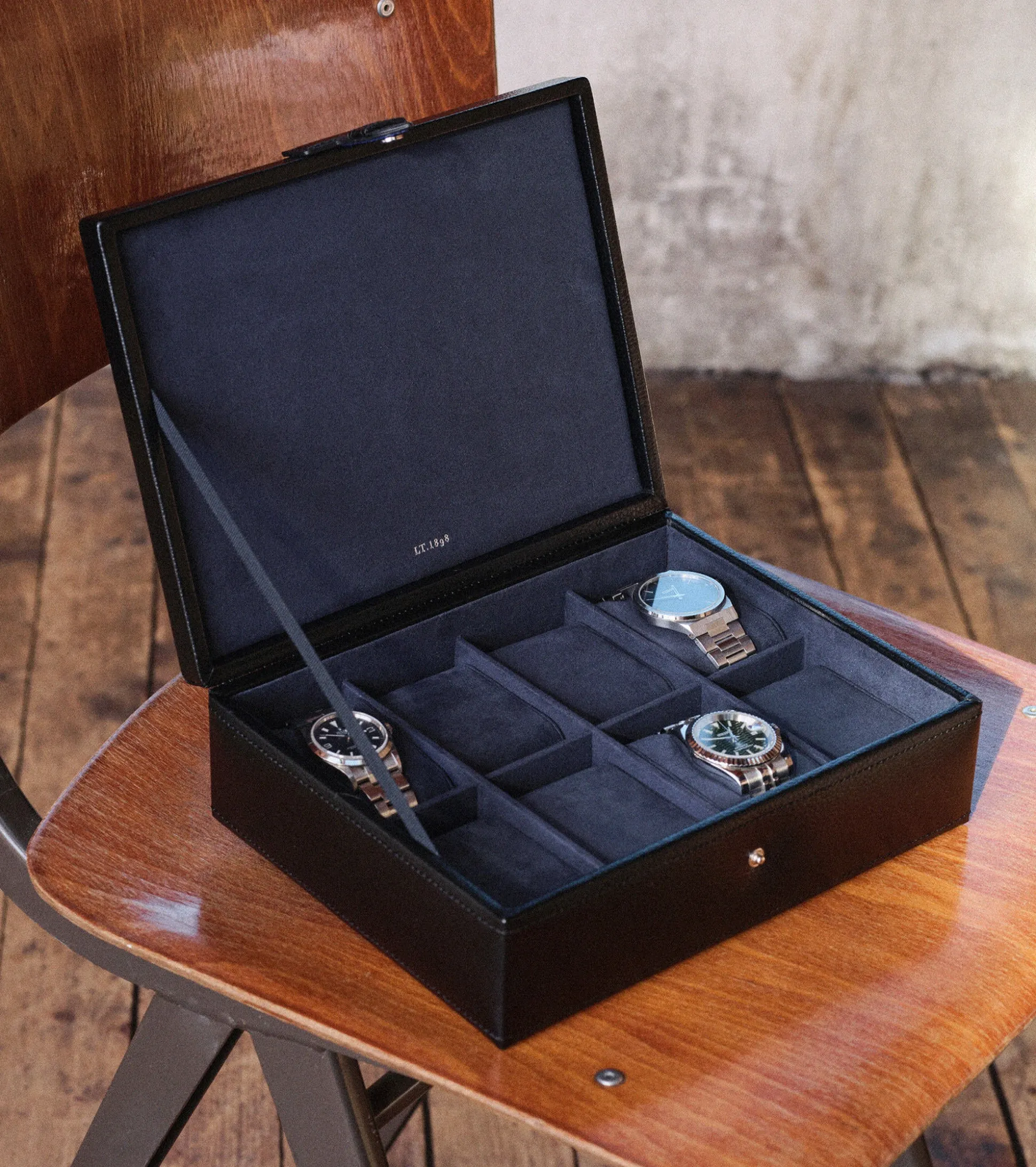 Coffret 8 montres en cuir - Black