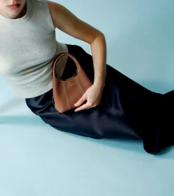 Mini sac à main Juliette en cuir grainé - Brown Tan