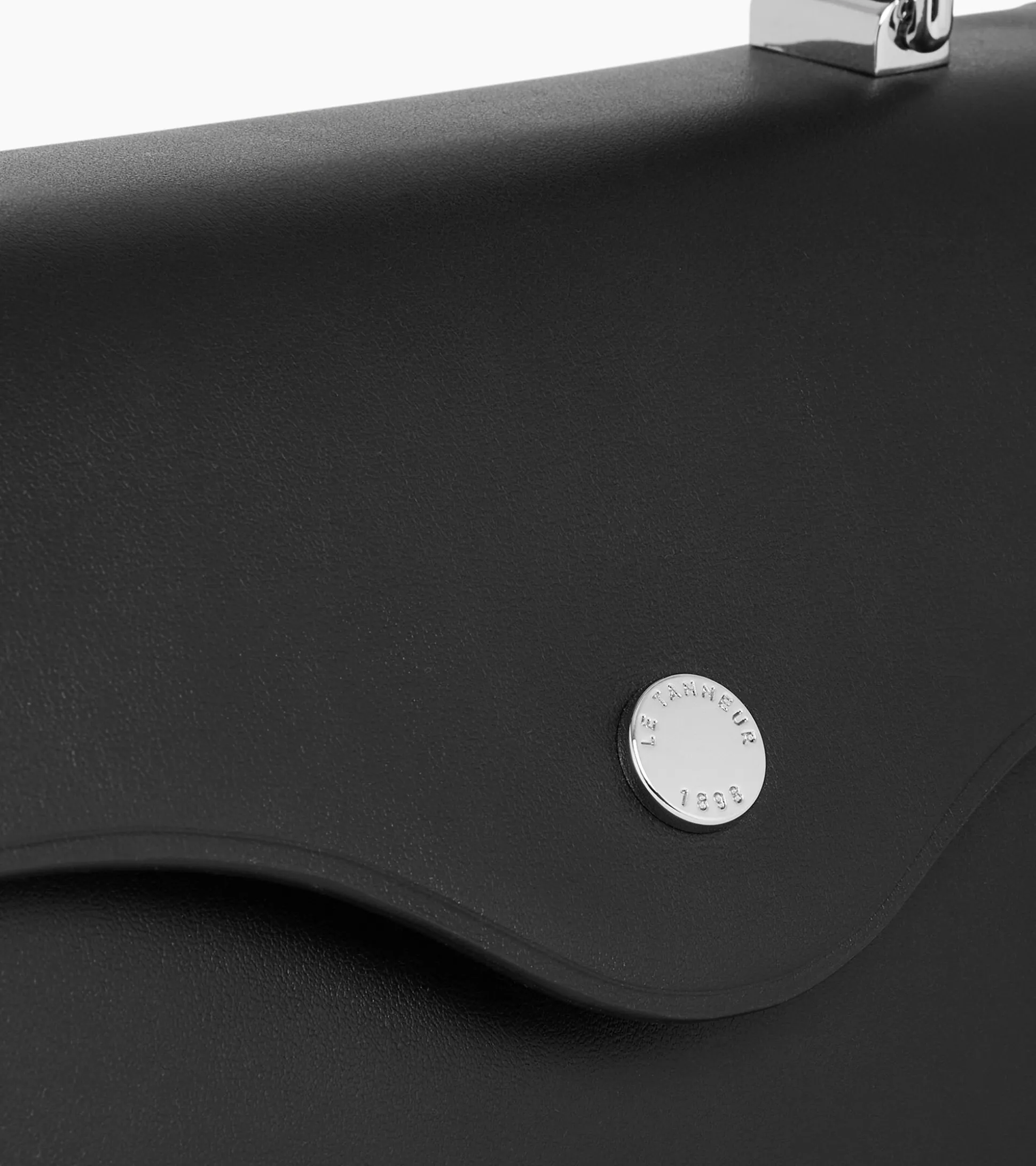 Petit sac à main Sans Couture en cuir lisse - Black
