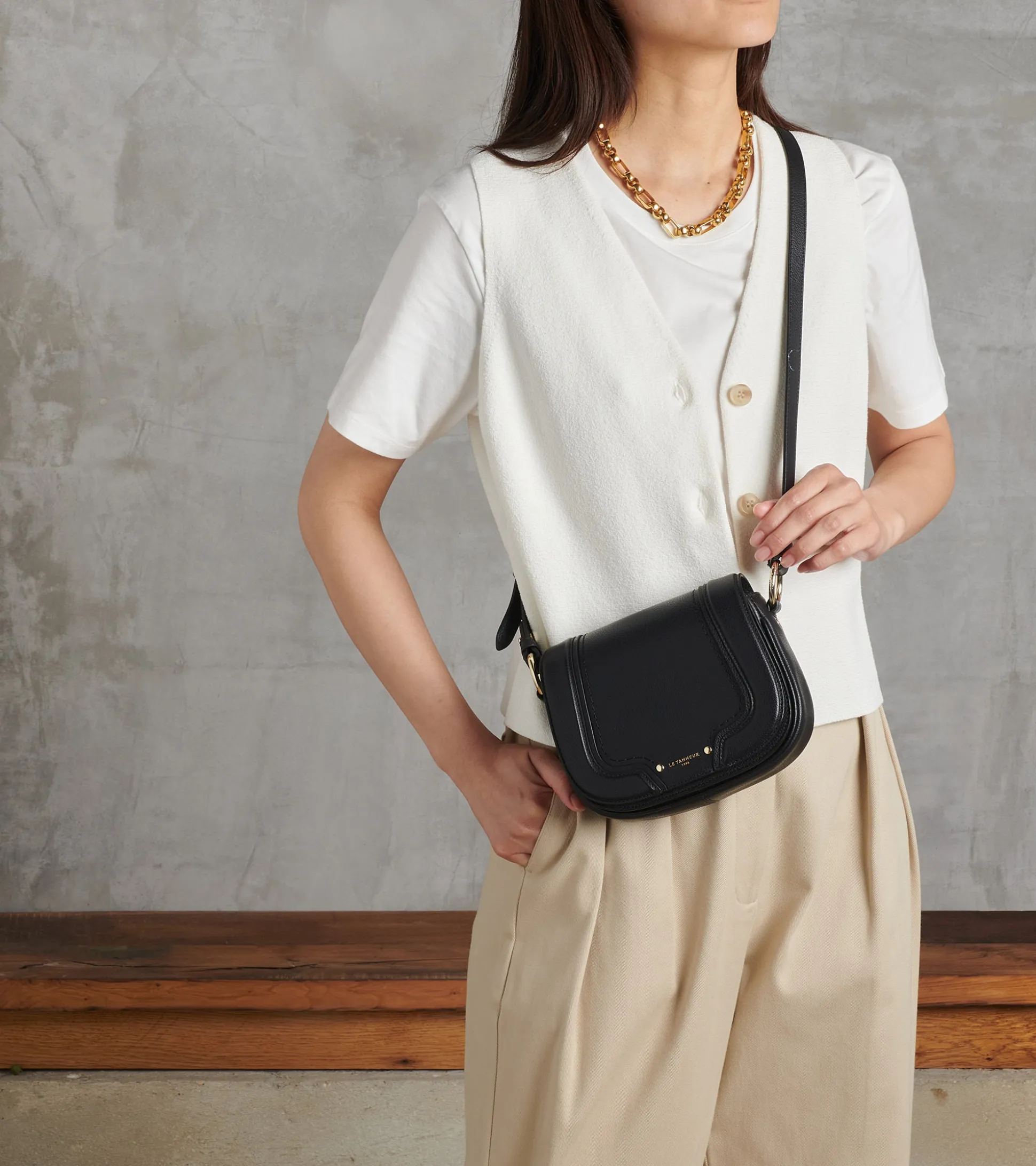 Petit sac bandoulière Ella en cuir grainé - Black