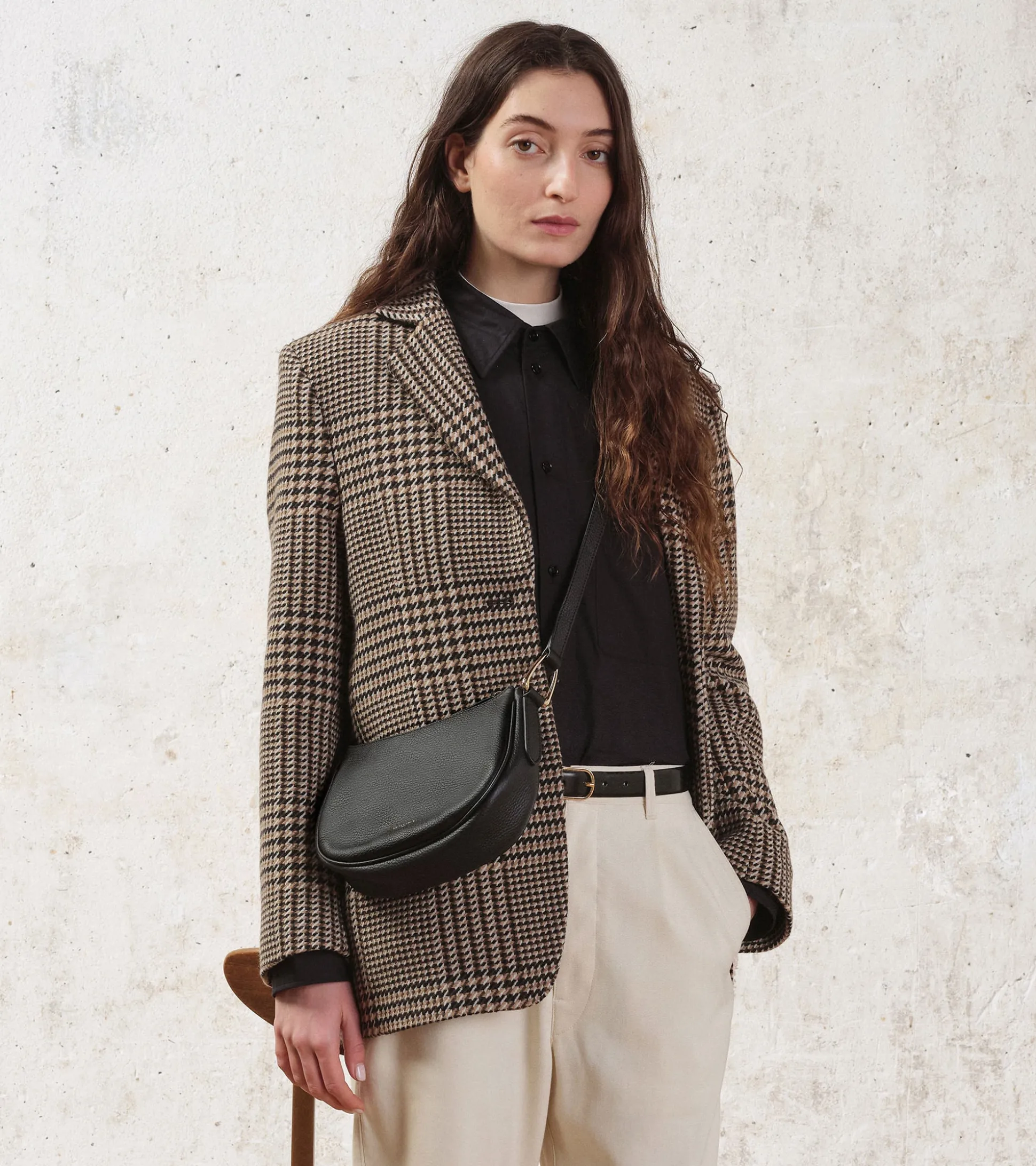 Petit sac bandoulière Madeleine en cuir grainé - Black