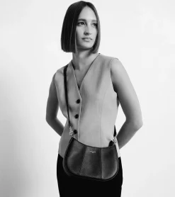 Petit sac demi-lune Juliette en cuir grainé - Brown Tan