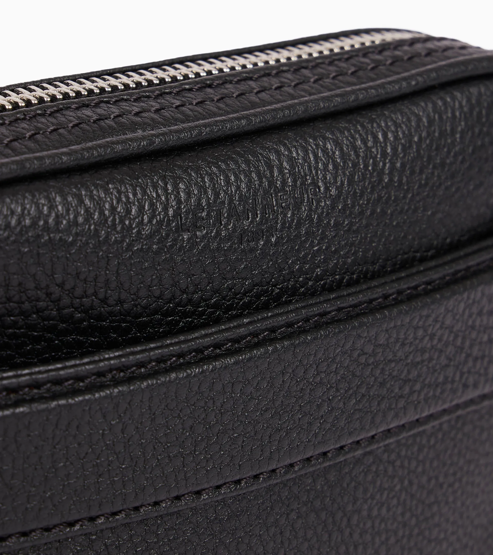 Pochette avec dragonne amovible Charles en cuir grainé - Black