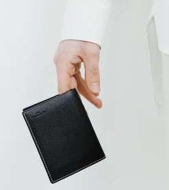 Porte cartes moyen modèle Charles en cuir grainé - Black