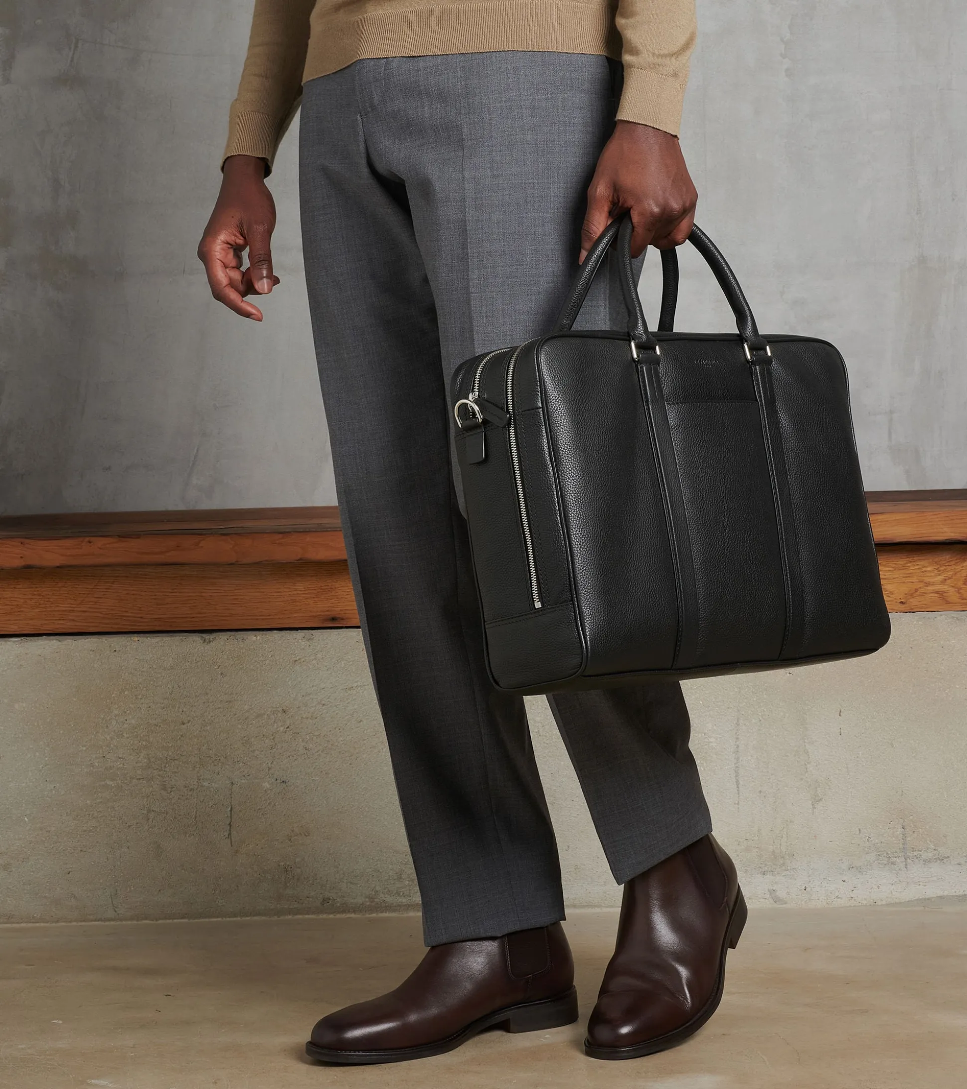 Porte documents 17" Charles en cuir grainé - Black