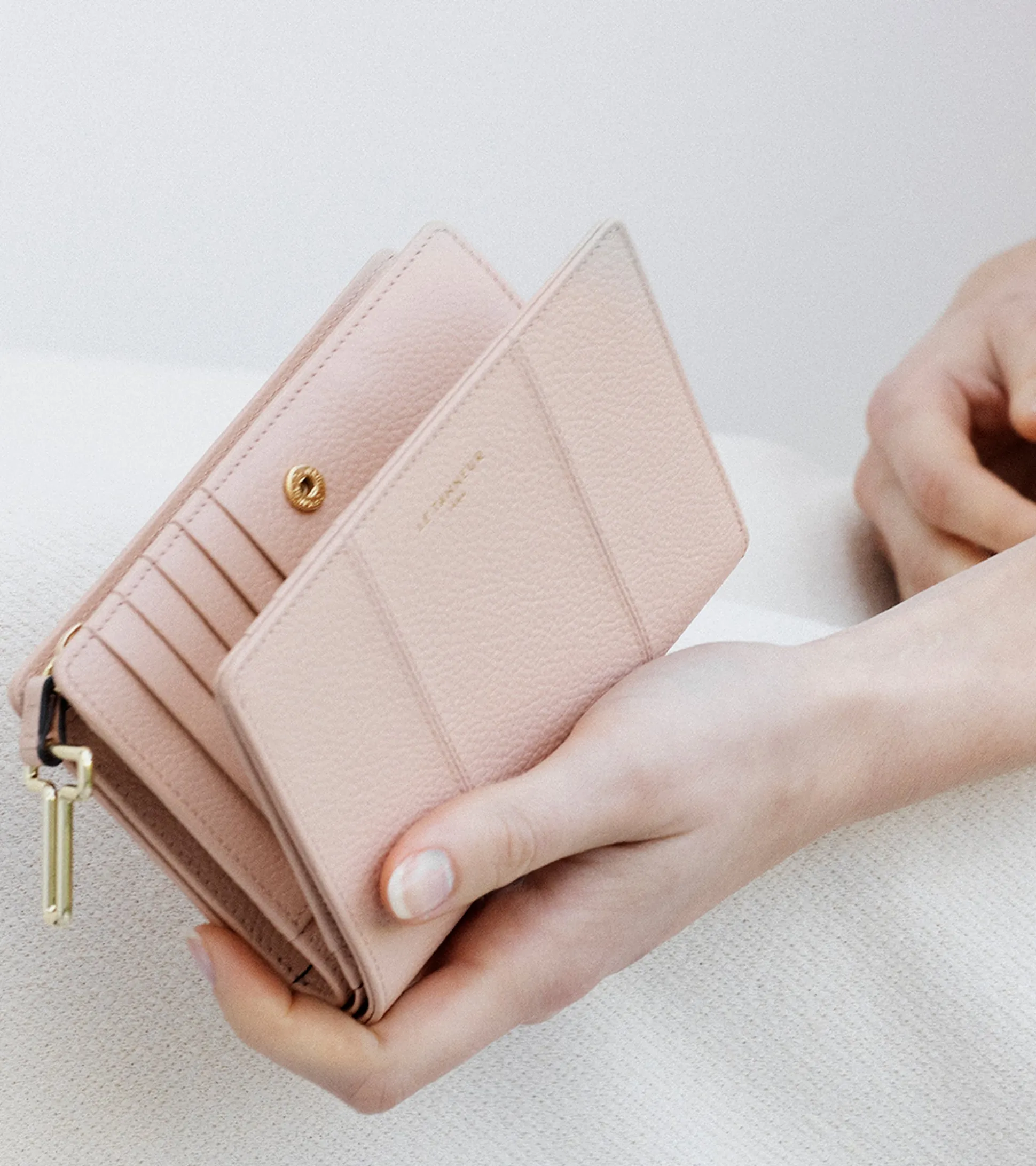 Portefeuille moyen modèle Juliette en cuir grainé - ROSE POUDRE
