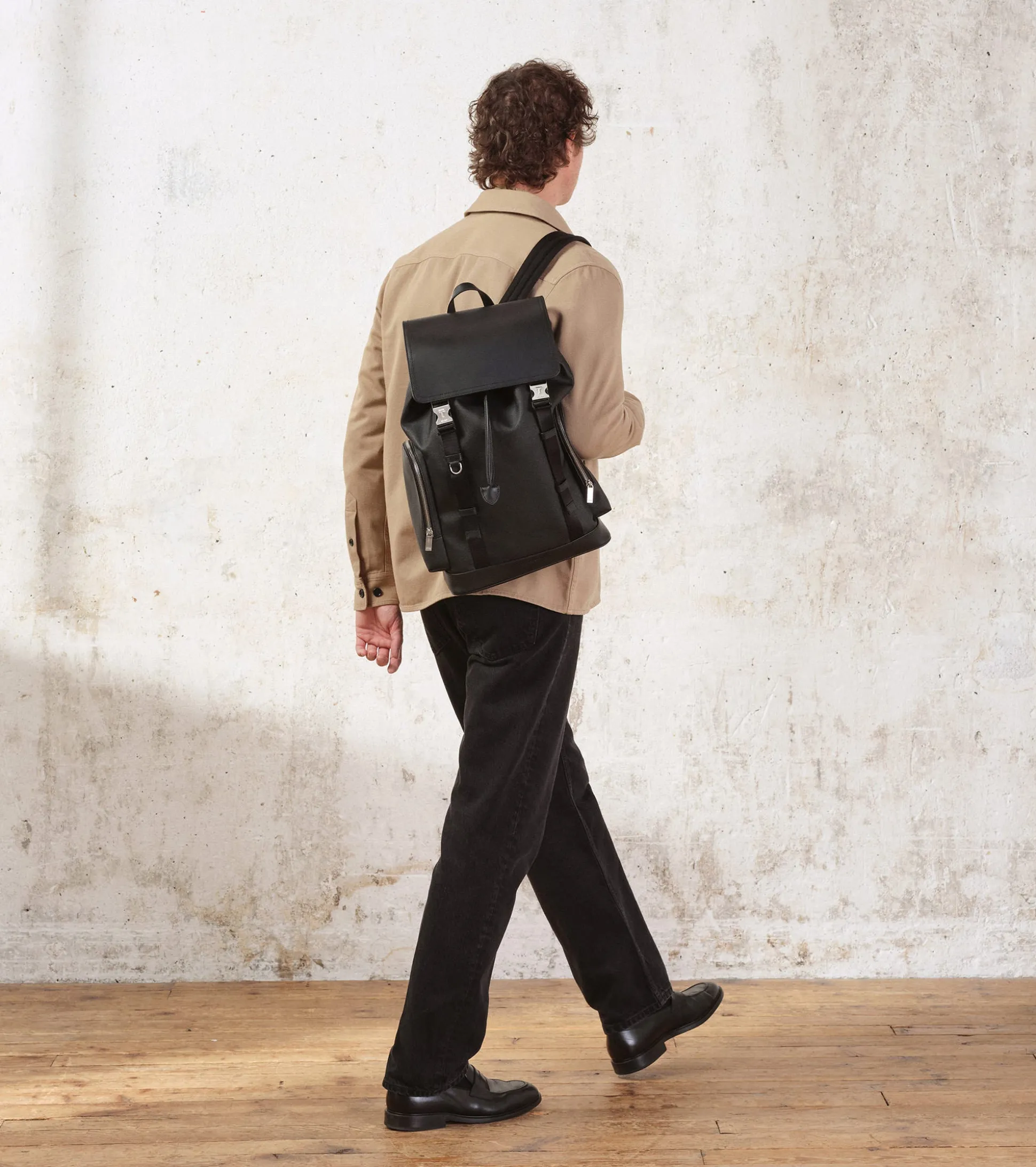 Sac à dos à rabat Maurice en toile enduite - Black