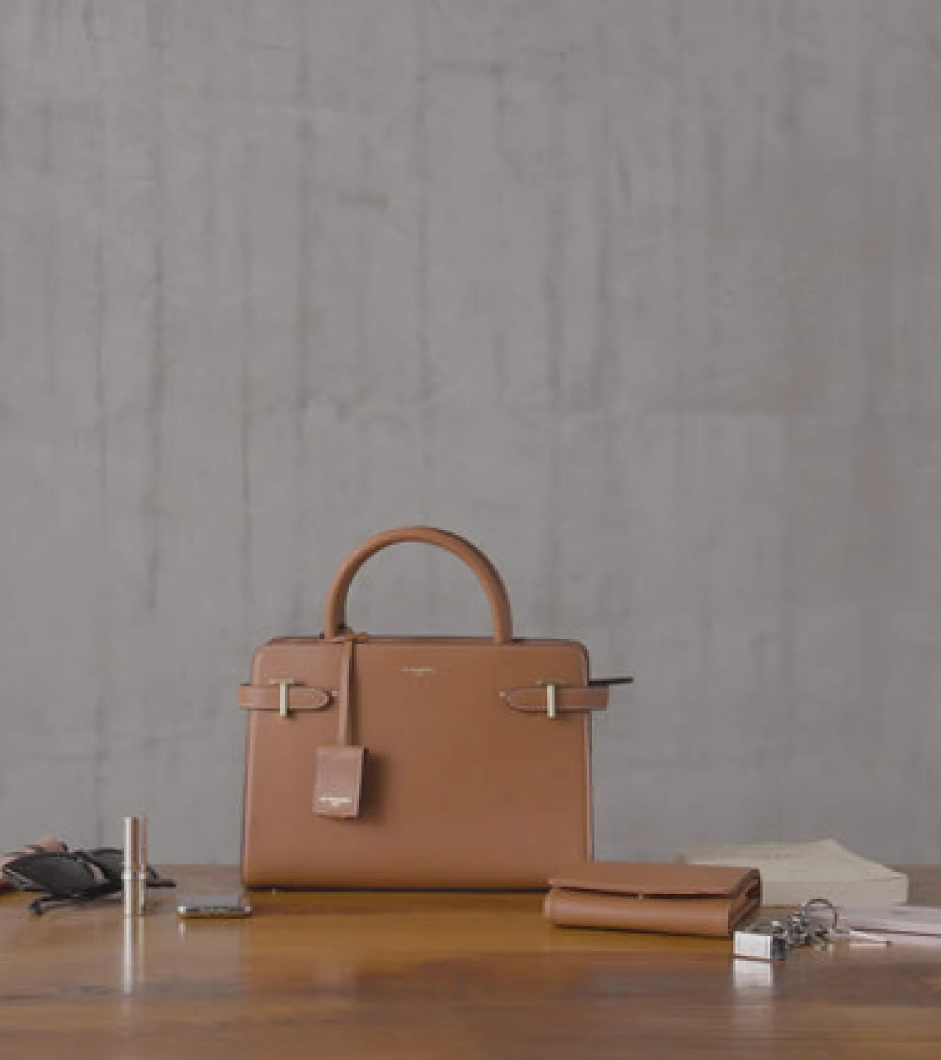 Sac à main moyen modèle Emilie en cuir grainé - GREGE 1