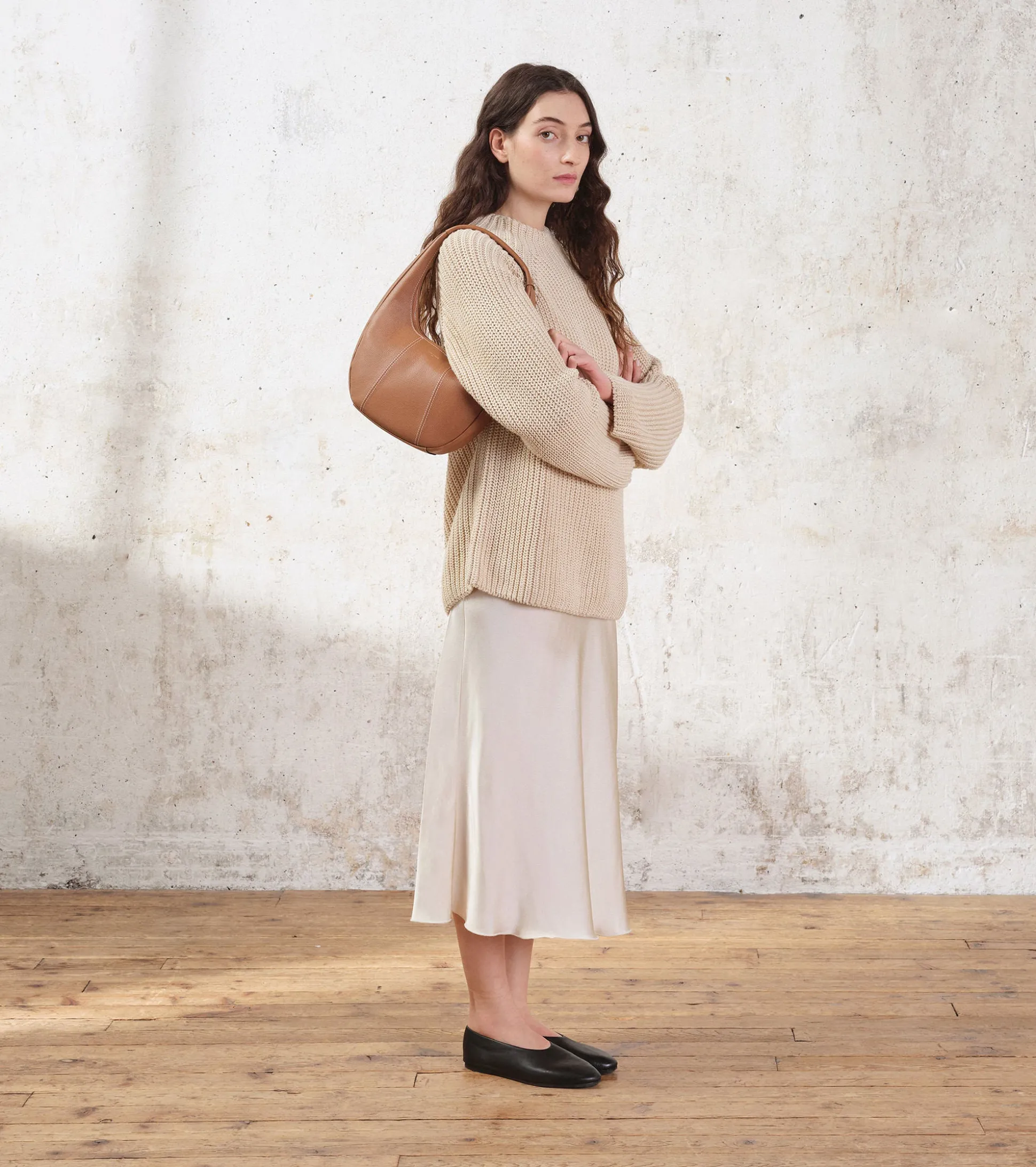 Sac hobo moyen modèle Juliette en cuir grainé - Brown Tan