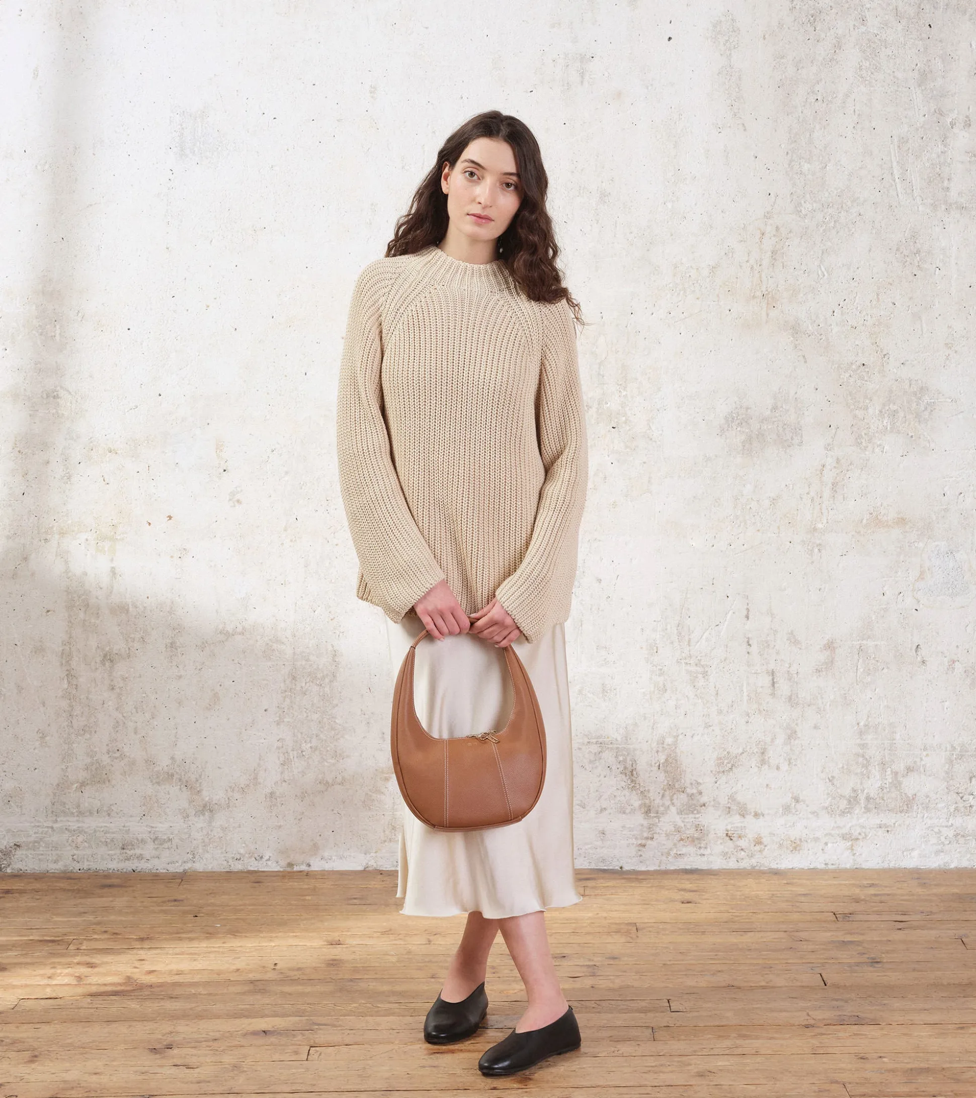 Sac hobo moyen modèle Juliette en cuir grainé - Brown Tan